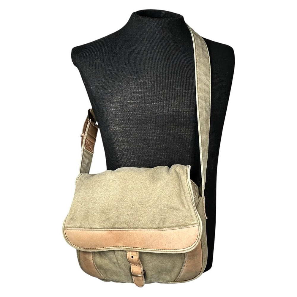 90's LL Bean Canvas Messenger Flap Field Bag ODGreen Tan Leather Trim Crossbody